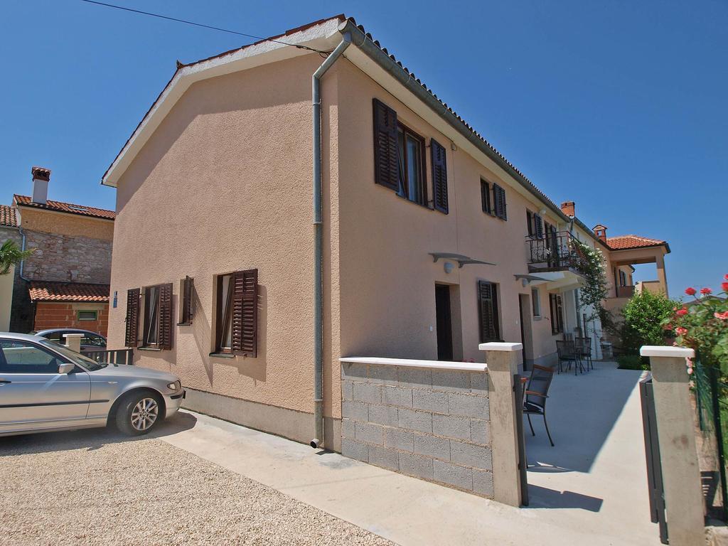 Apartments Dvigradska 1103 Πόρετς Εξωτερικό φωτογραφία