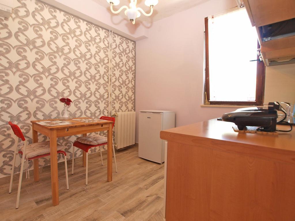 Apartments Dvigradska 1103 Πόρετς Εξωτερικό φωτογραφία