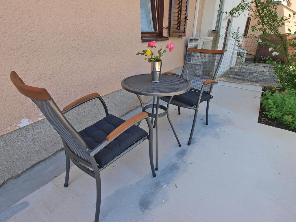 Apartments Dvigradska 1103 Πόρετς Εξωτερικό φωτογραφία